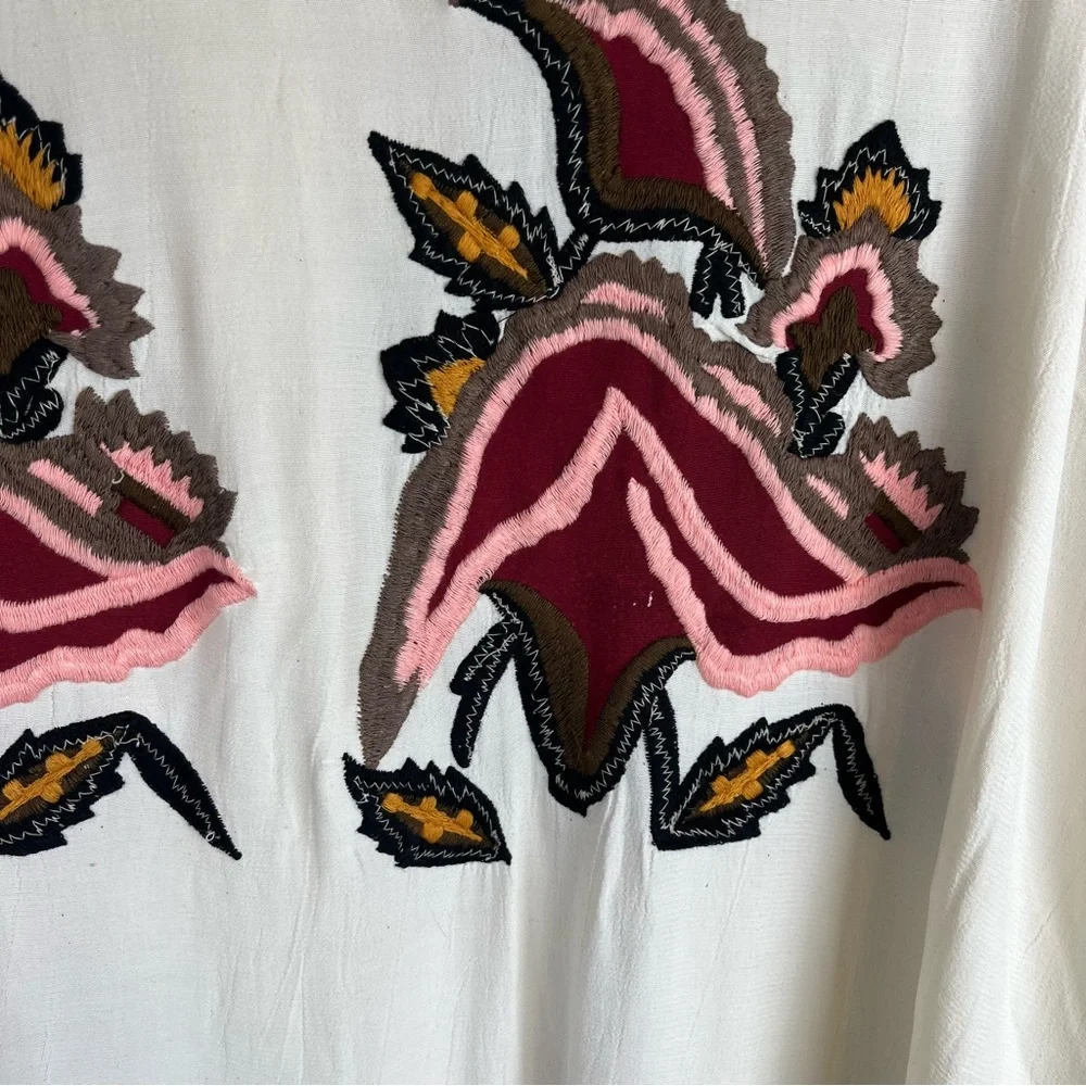 Anthro-Parodise- kimono style jacket with flower embroidery-Woman’s One size - Picture 7 of 14